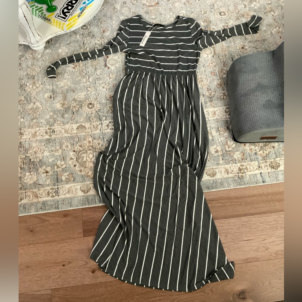Super soft Striped dress!